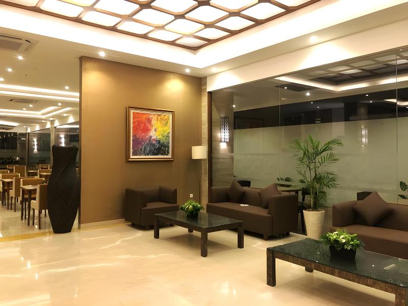 Lynn Hotel Mojokerto image