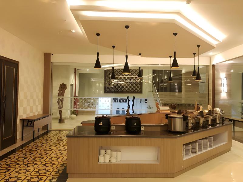Lynn Hotel Mojokerto image