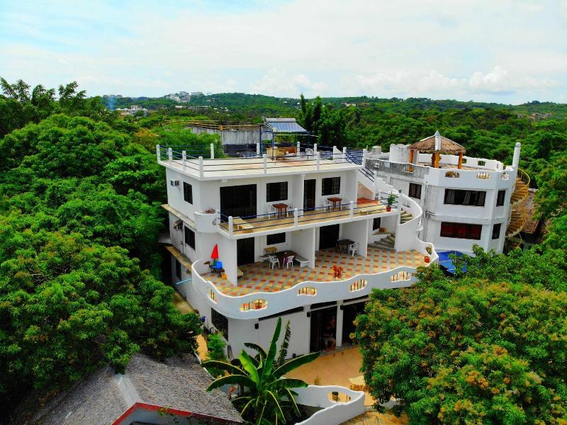 Aquarius Terraces Boutique Resort image