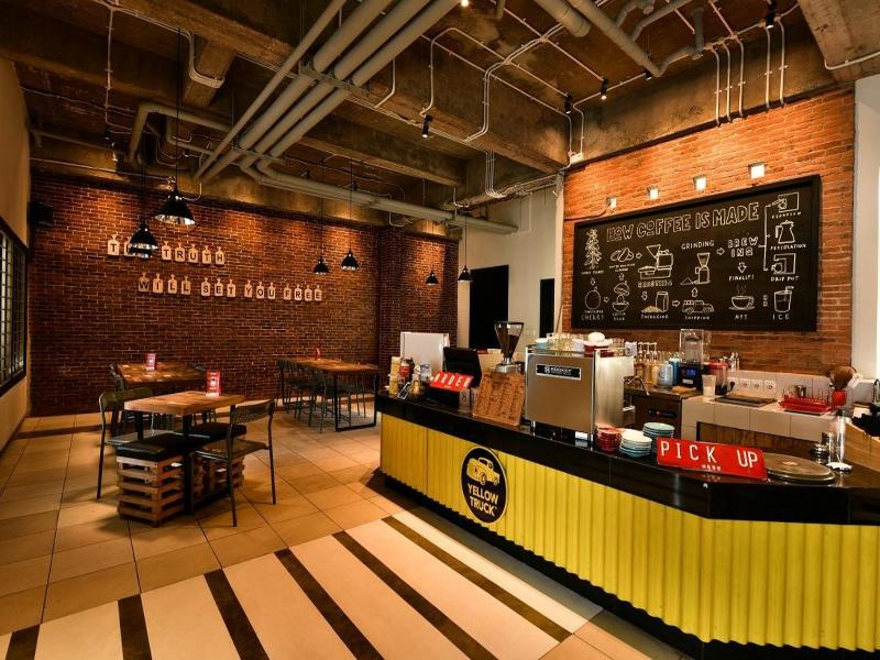 Cherry Homes Express Hotel image