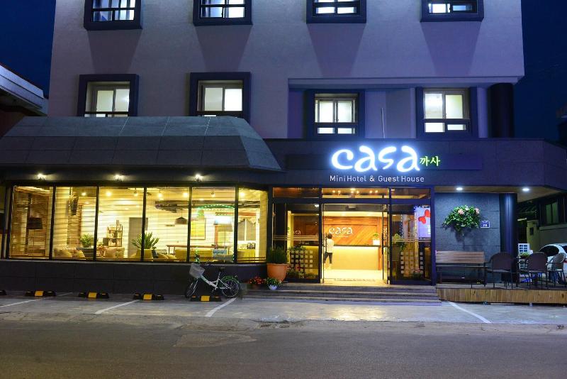 Casa Mini Hotel And Guesthouse image