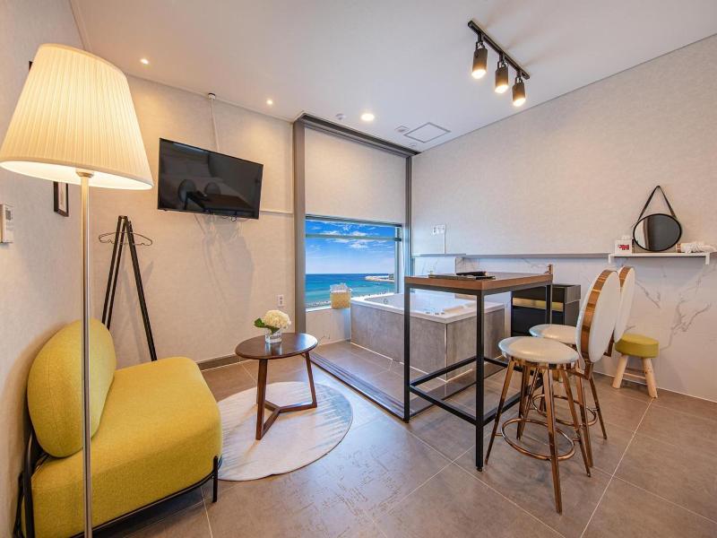 Gangneung Wee Pension — photo 3