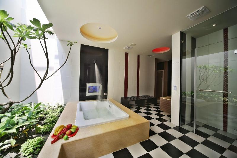 Moon-inn Boutique Motel image