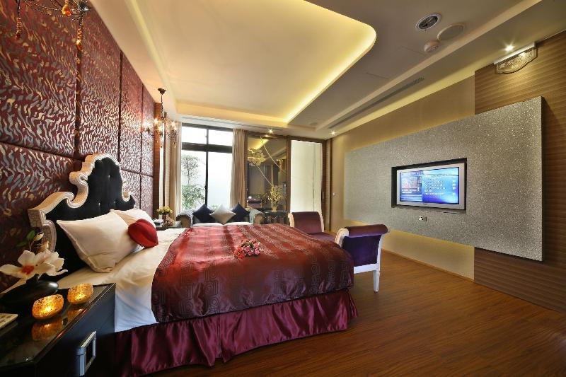 Moon-inn Boutique Motel image