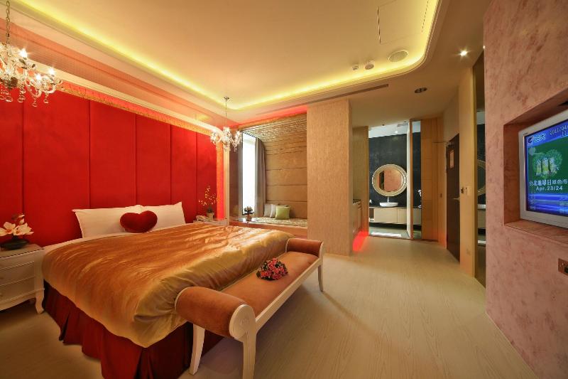 Moon-inn Boutique Motel image