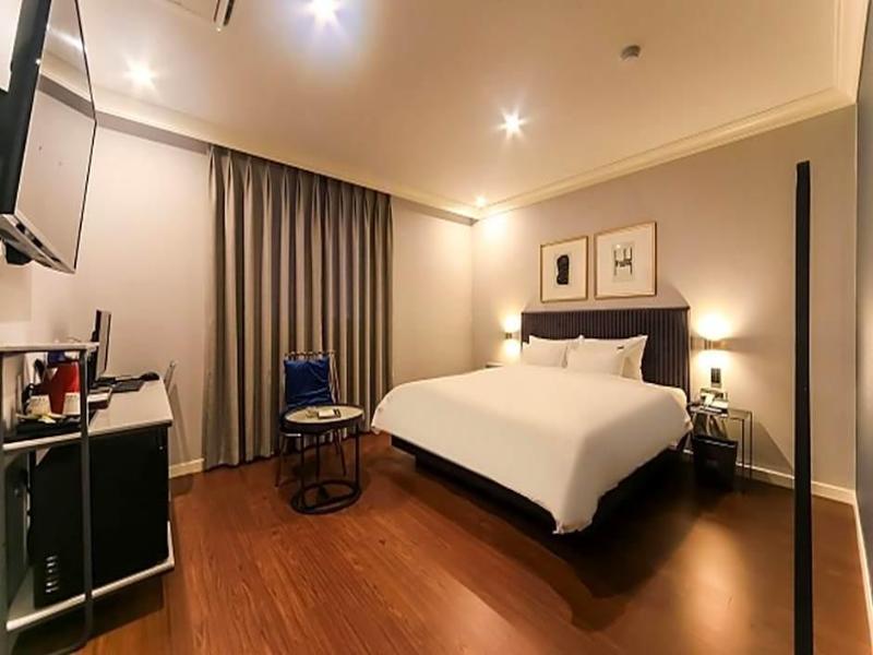 Gupo Brown-dot Hotel image