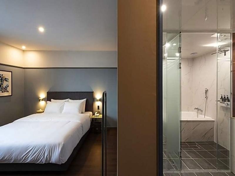 Gupo Brown-dot Hotel image