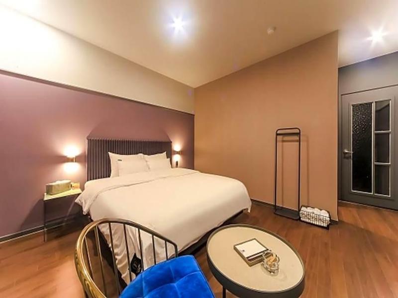 Gupo Brown-dot Hotel image