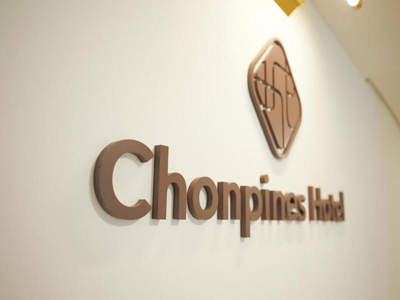 Sokcho Chonpines Beach Hotel image