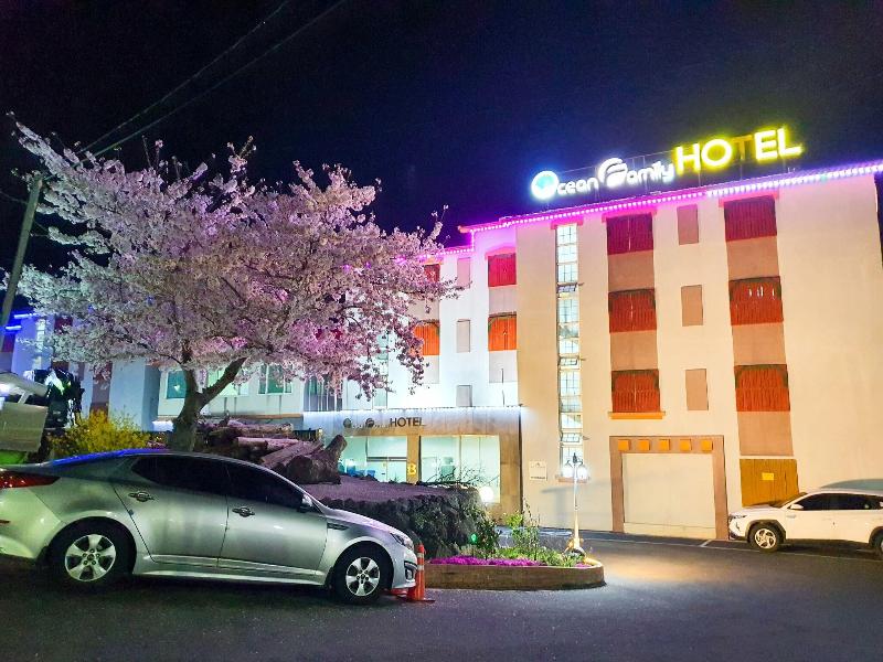 Ocean Family Hotel image