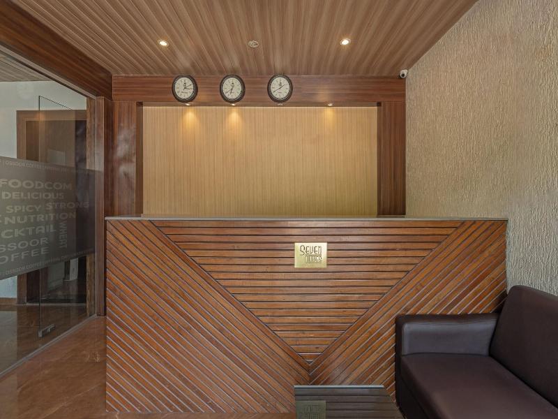 Fabhotel Seven Olives image