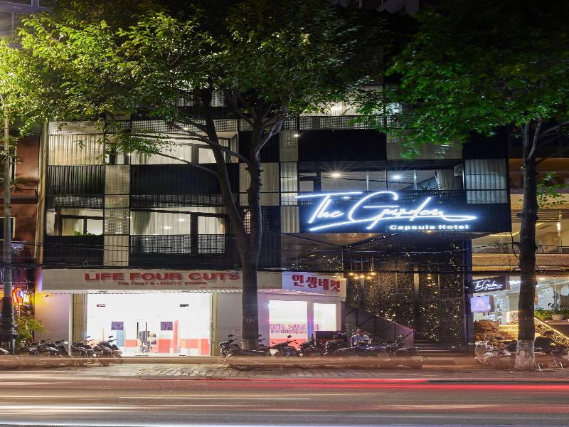 The Garden Riverside Hotel image