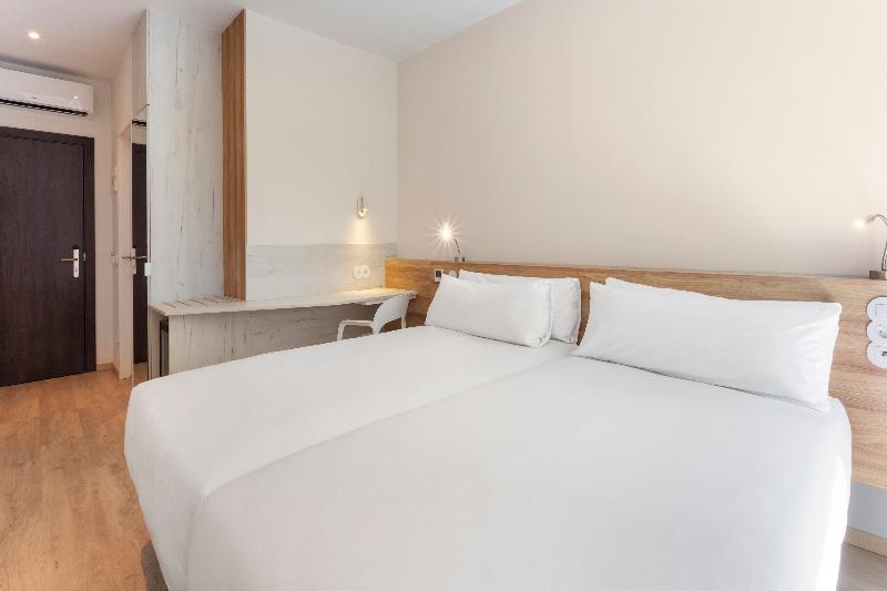 B&B Hotel Lisboa Montijo image