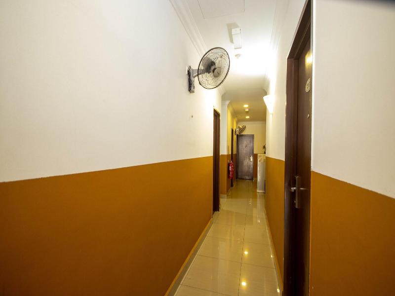 Sun Inns Permas Jaya image