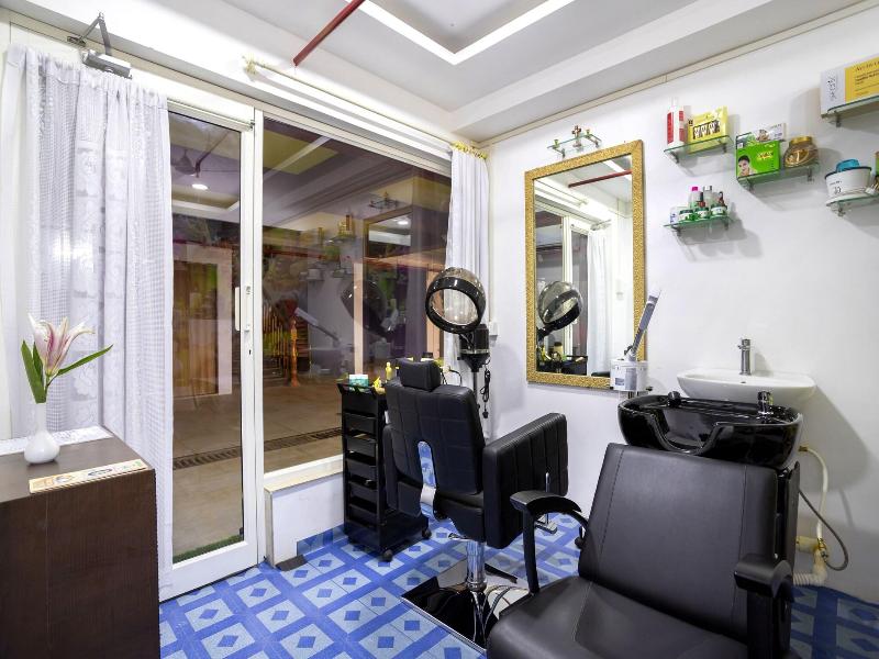 Hotel Sairaj Beach Resort image