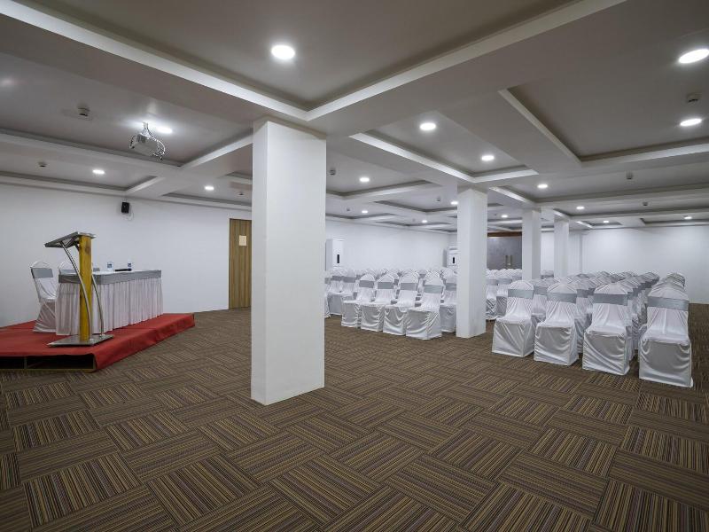 Hotel Sairaj Beach Resort image