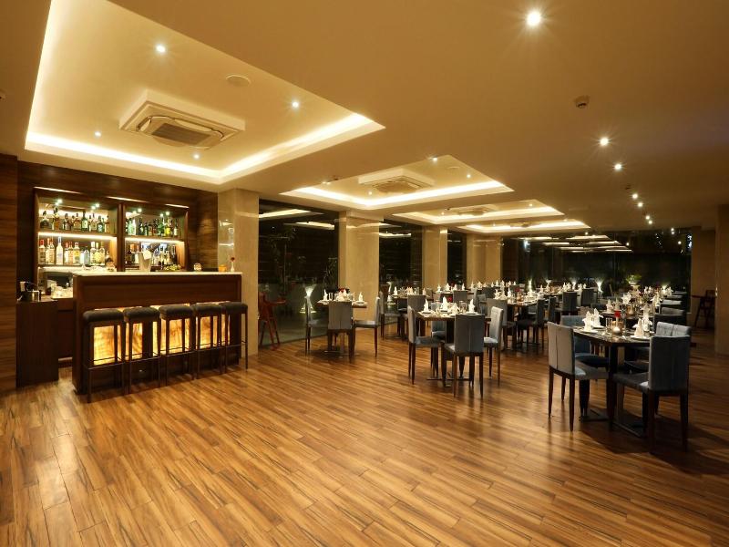 Resort The Lohias image