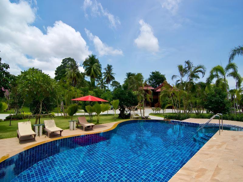 Bueng Bua Thong image