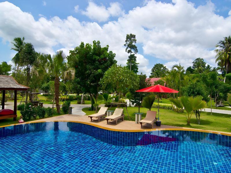 Bueng Bua Thong image