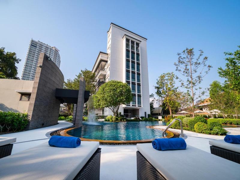 Manhattan Pattaya Hotel (sha Extra Plus) image