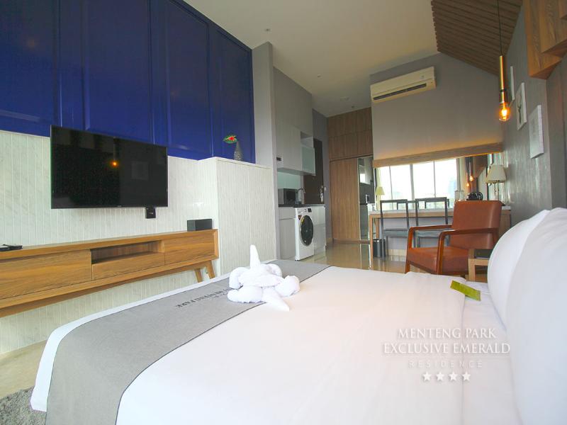 Menteng Park Exclusive Emerald image