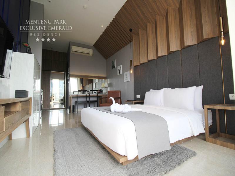 Menteng Park Exclusive Emerald image