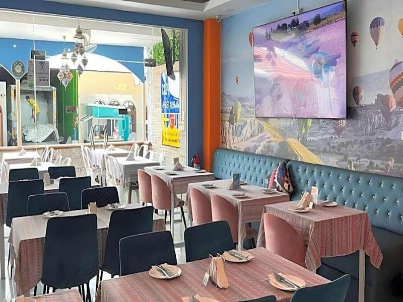 Kiwi Boutique Hotel image