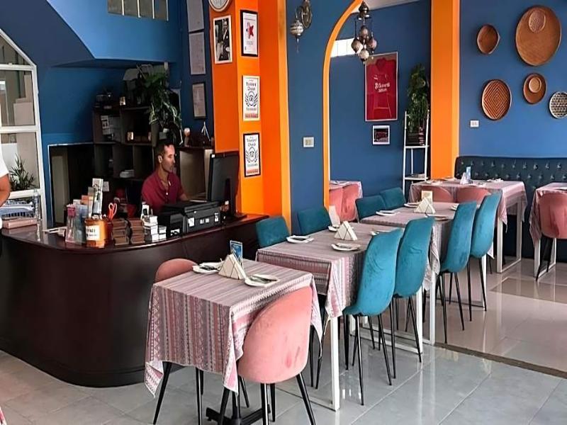 Kiwi Boutique Hotel image