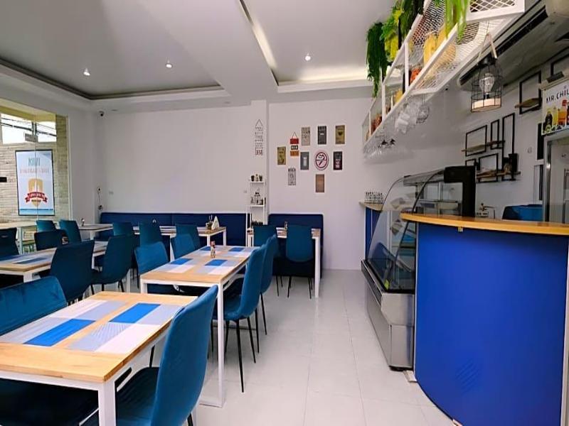 Kiwi Boutique Hotel image
