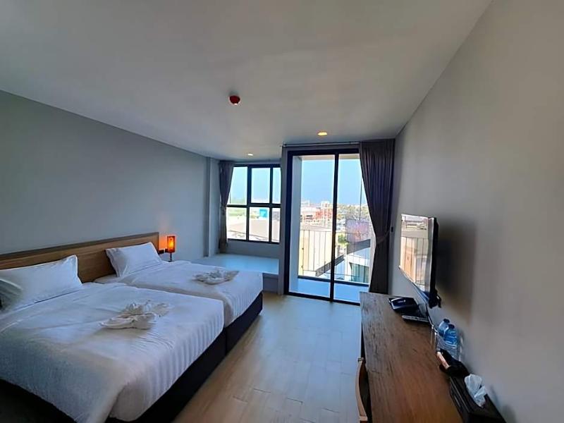 Atomphukethotel (sha Plus+) image