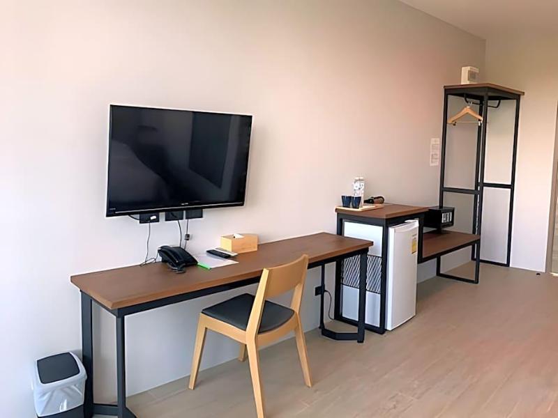 Atomphukethotel (sha Plus+) image