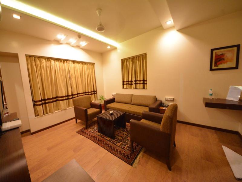Hotel Legend Inn @ Nagpur image