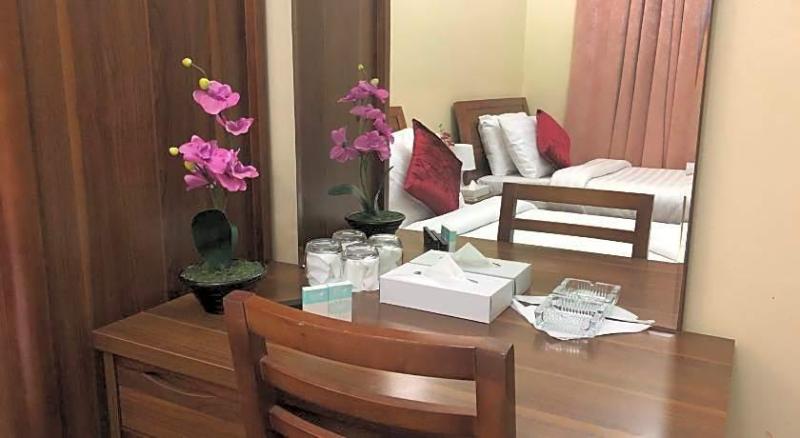 Al Karnak Hotel Llc image