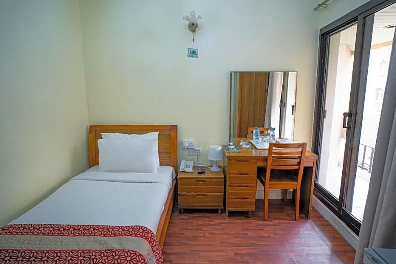 Al Karnak Hotel Llc image