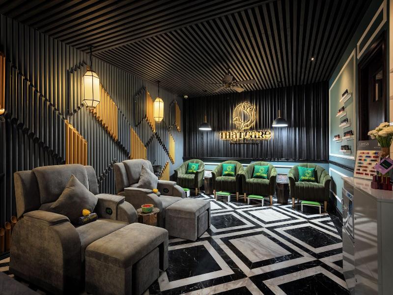 Aira Boutique Hanoi Hotel And Spa image
