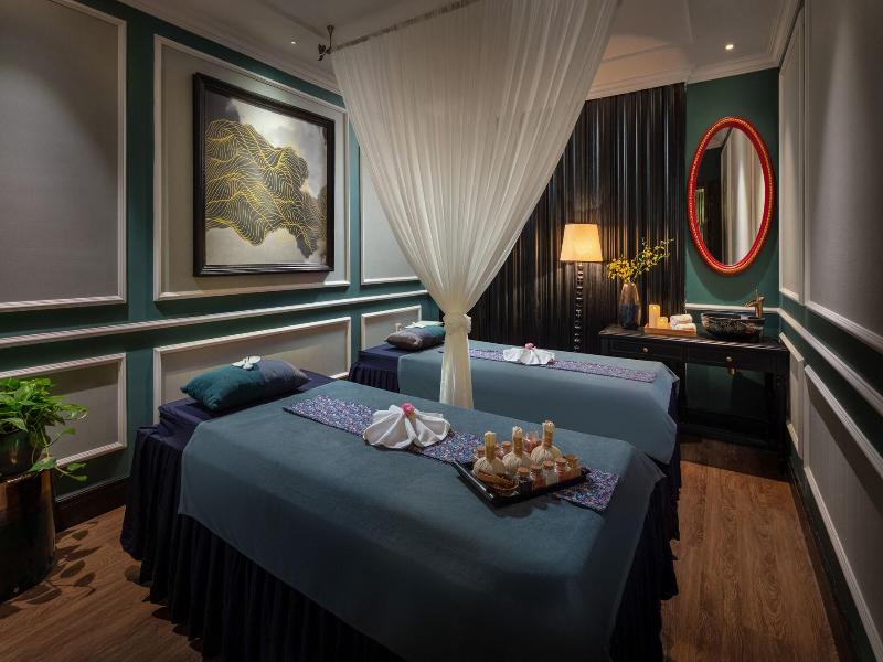 Aira Boutique Hanoi Hotel And Spa image