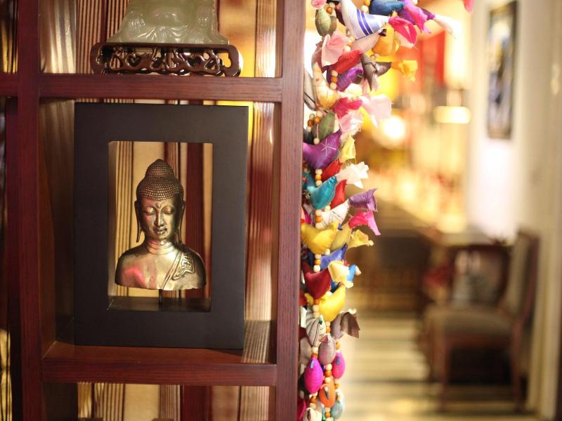 Aira Boutique Hanoi Hotel And Spa image