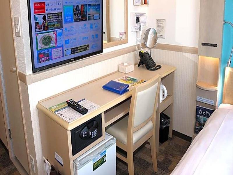 Toyoko Inn Marugame Ekimae image