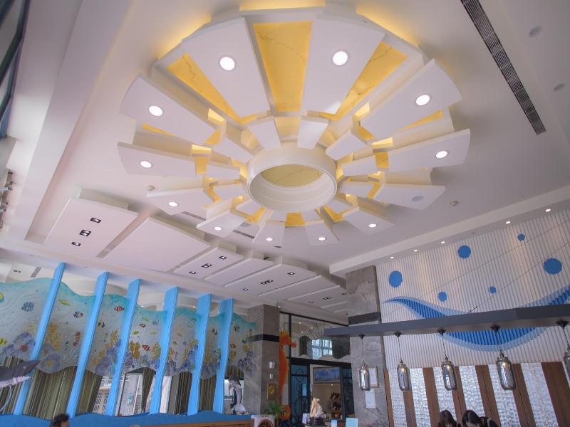 Ocean Hotel