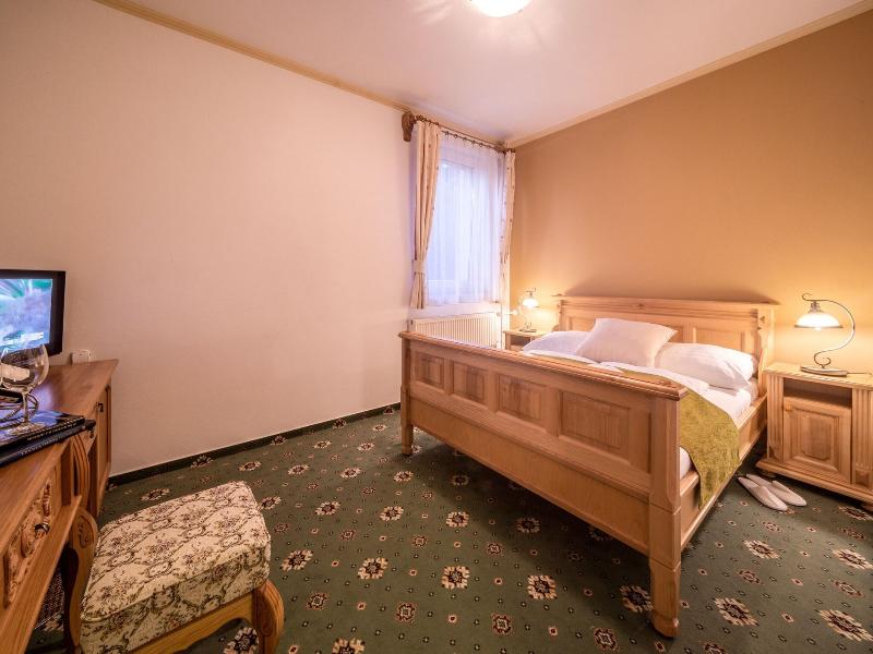 Hotel Diana image