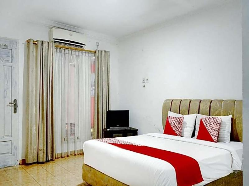 Reddoorz Syariah Near Plaza Andalas Padang 2 image