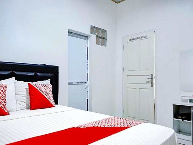 Reddoorz Syariah Near Plaza Andalas Padang 2 image
