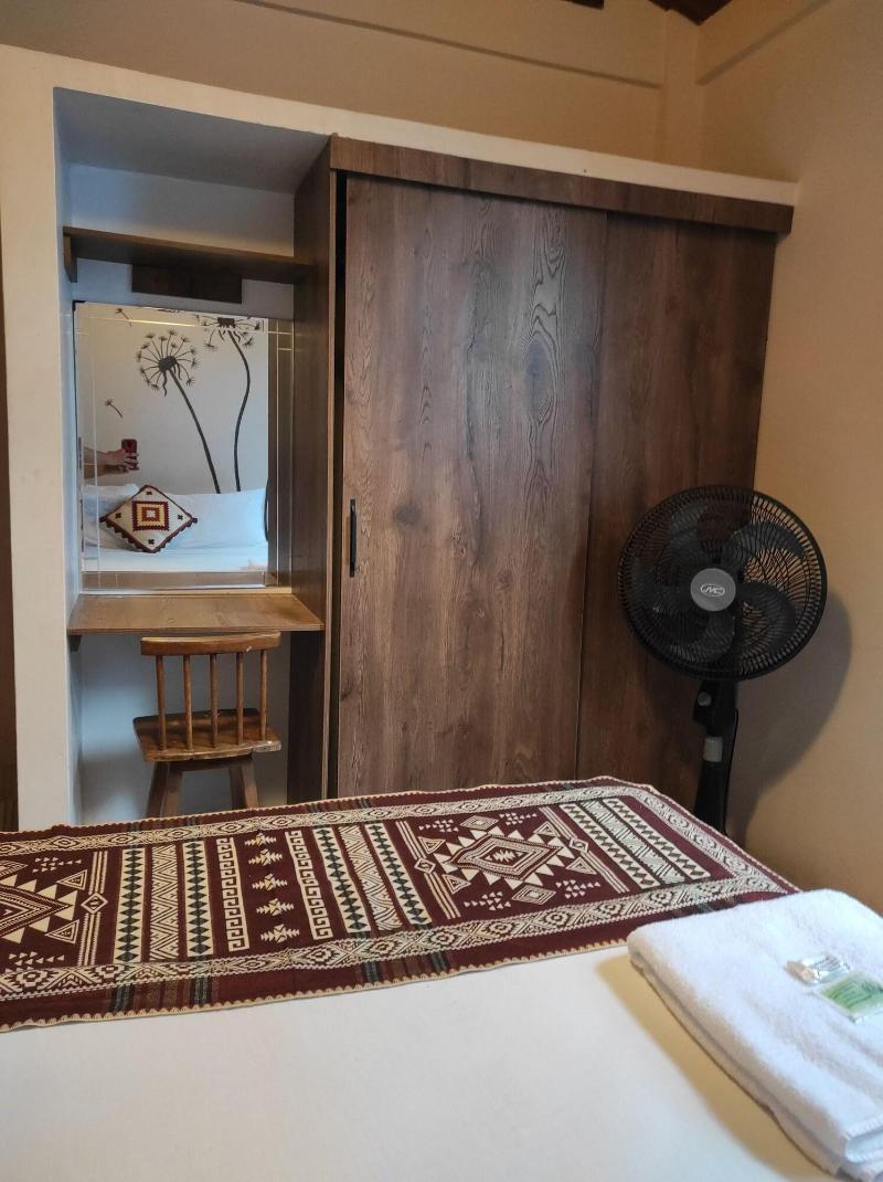 Dreamkapture Hostel image