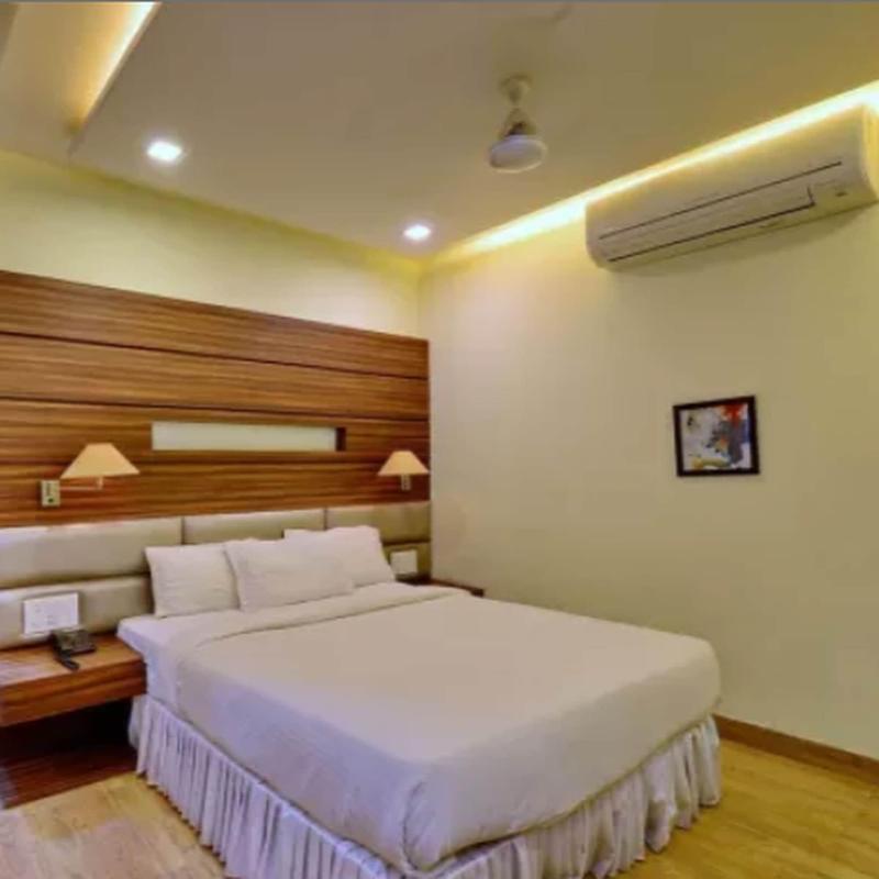 Hotel Mahendra image 6