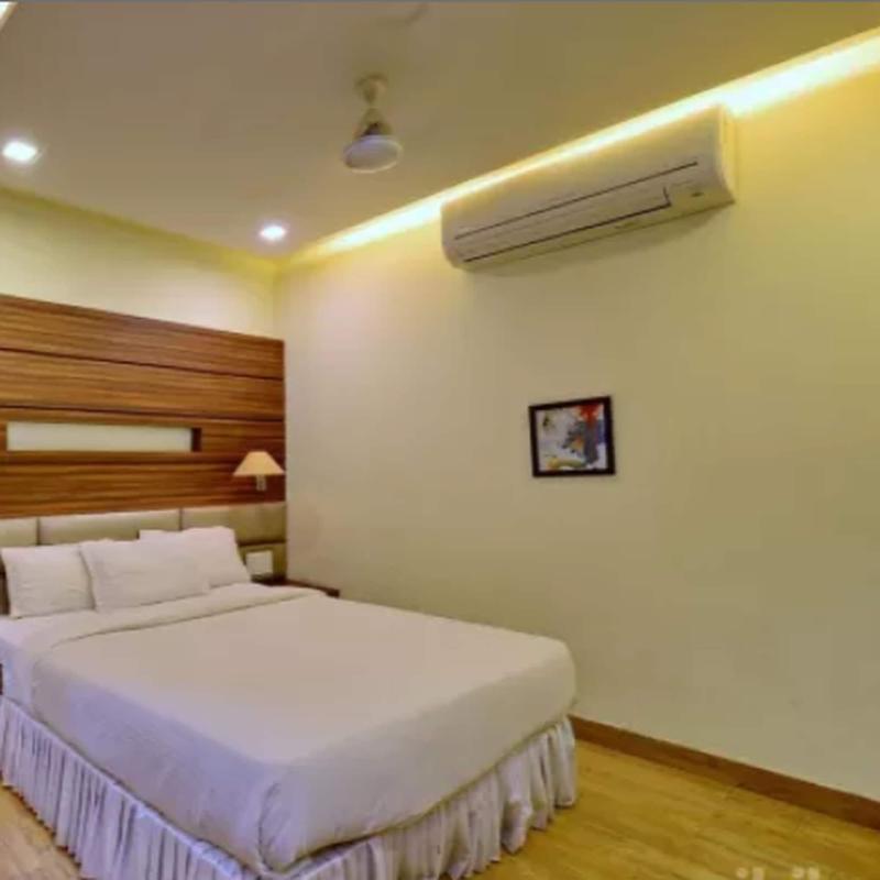 Hotel Mahendra image 7