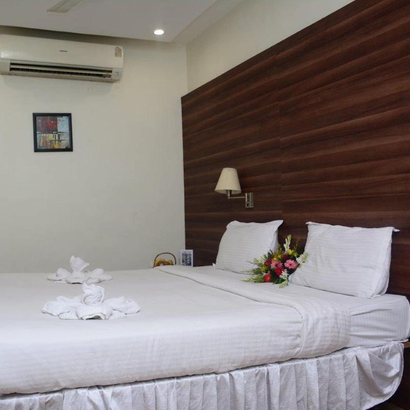 Hotel Mahendra image 2
