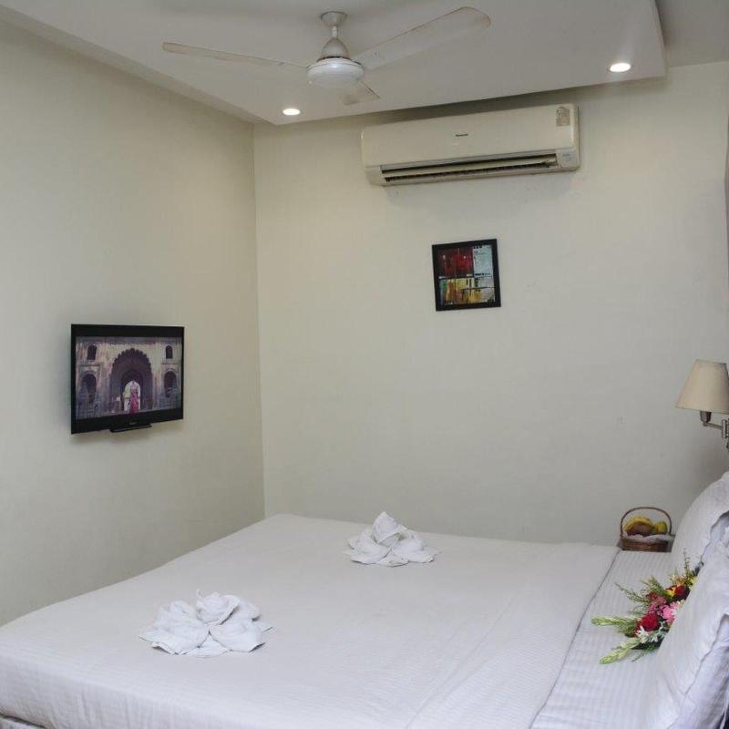 Hotel Mahendra image