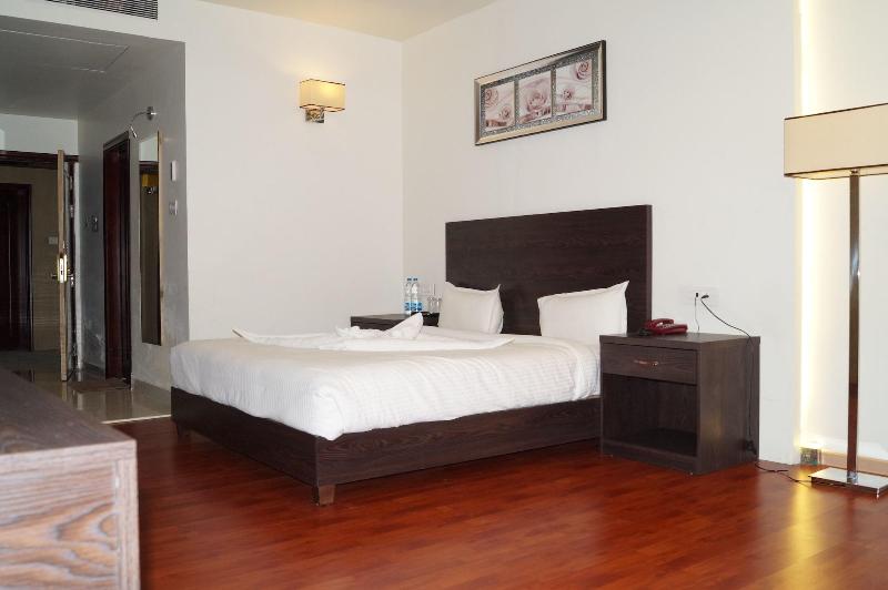 Shiva Inn 4