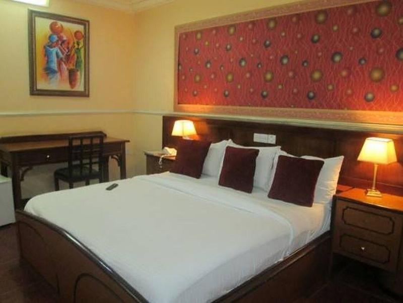 Crystal Palace Hotel image