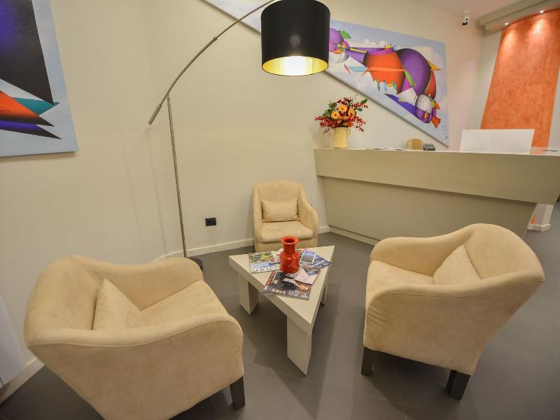 Petit Hotel Elita image